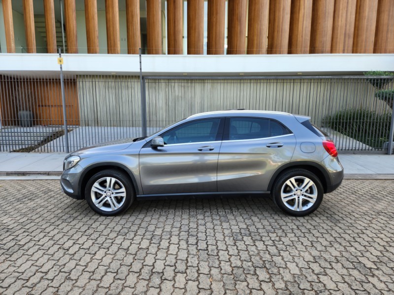 GLA 250 2.0 16V TURBO GASOLINA ENDURO 4P AUTOMÁTICO - 2016 - MONTENEGRO