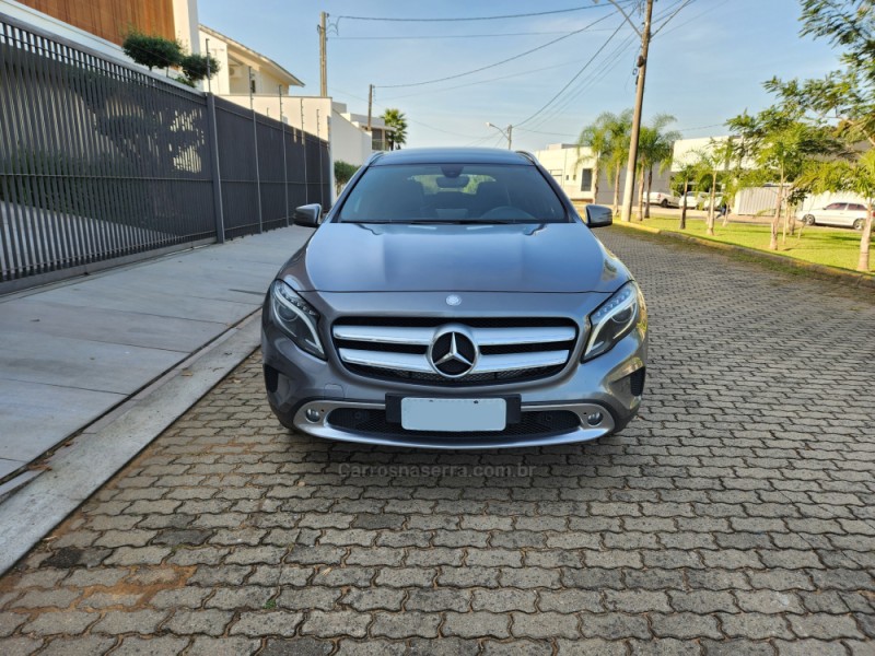 GLA 250 2.0 16V TURBO GASOLINA ENDURO 4P AUTOMÁTICO - 2016 - MONTENEGRO