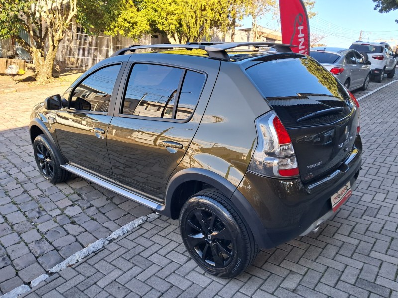 SANDERO 1.6 STEPWAY 8V FLEX 4P MANUAL - 2014 - CAXIAS DO SUL