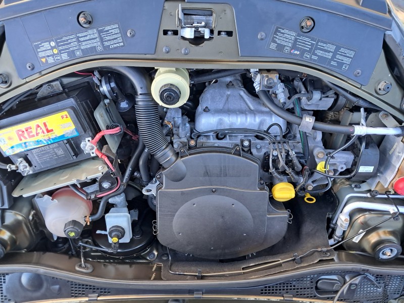 SANDERO 1.6 STEPWAY 8V FLEX 4P MANUAL - 2014 - CAXIAS DO SUL