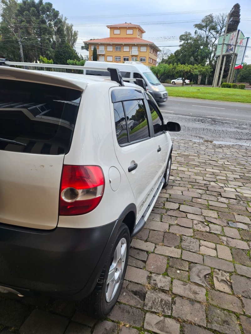 CROSSFOX 1.6 MI FLEX 8V 4P MANUAL - 2006 - VERANóPOLIS