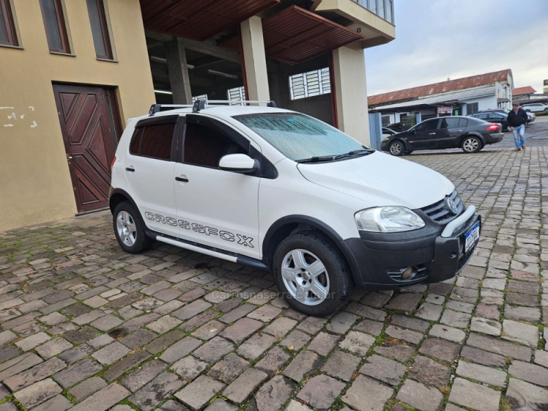 CROSSFOX 1.6 MI FLEX 8V 4P MANUAL - 2006 - VERANóPOLIS