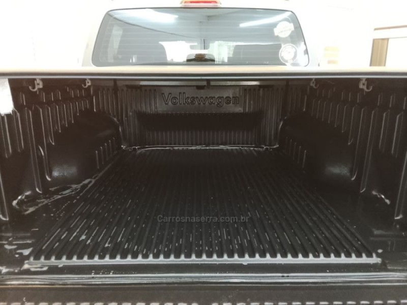 AMAROK 3.0 V6 TDI HIGHLINE CD DIESEL 4MOTION AUTOMÁTICO - 2025 - NOVO HAMBURGO