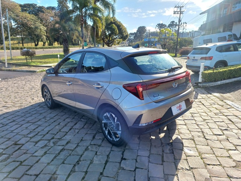 HB20 1.0 PLATINUM 12V TURBO FLEX 4P AUTOMÁTICO - 2027 - FLORES DA CUNHA