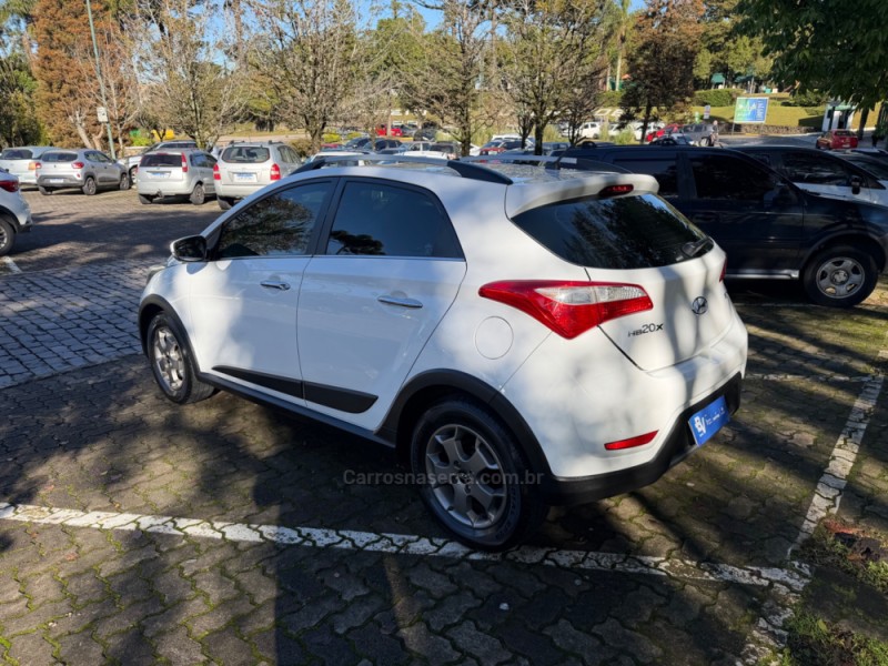 HB20X 1.6 16V PREMIUM FLEX 4P AUTOMÁTICO - 2015 - CAXIAS DO SUL