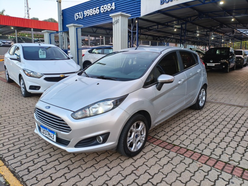 fiesta 1.6 se hatch plus 16v flex 4p manual 2016 bom principio
