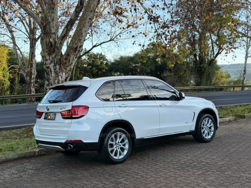 X5 3.0 4X4 30D I6 TURBO DIESEL 4P AUTOMÁTICO - 2015 - DOIS IRMãOS