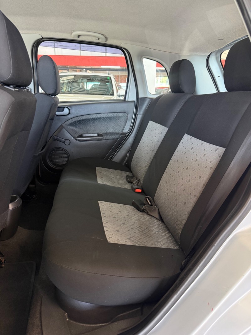 FIESTA 1.6 MPI HATCH 8V FLEX 4P MANUAL - 2013 - FARROUPILHA