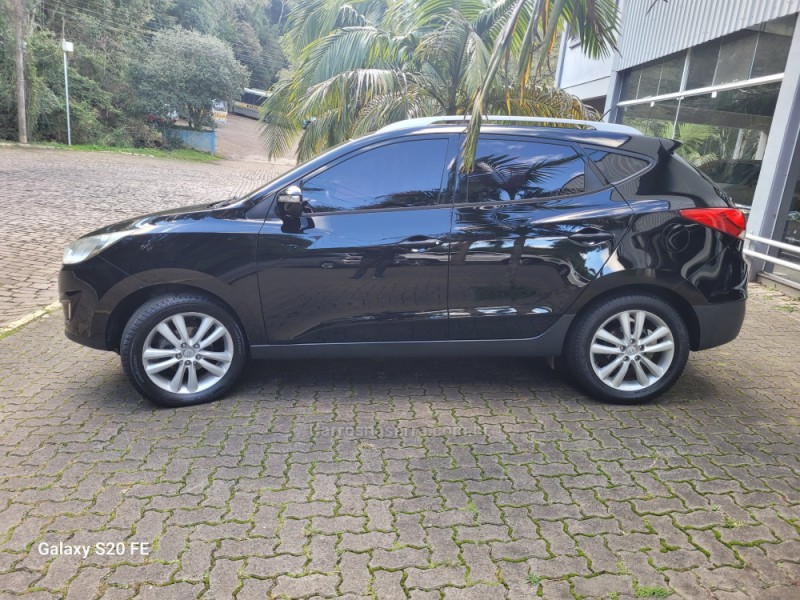 IX35 2.0 MPI 4X2 16V GASOLINA 4P MANUAL - 2011 - NOVA PRATA