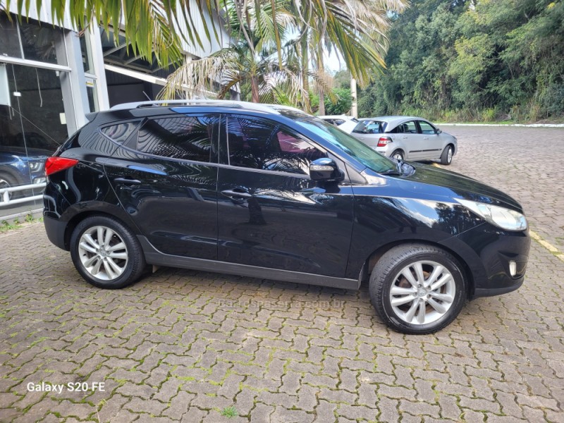 IX35 2.0 MPI 4X2 16V GASOLINA 4P MANUAL - 2011 - NOVA PRATA