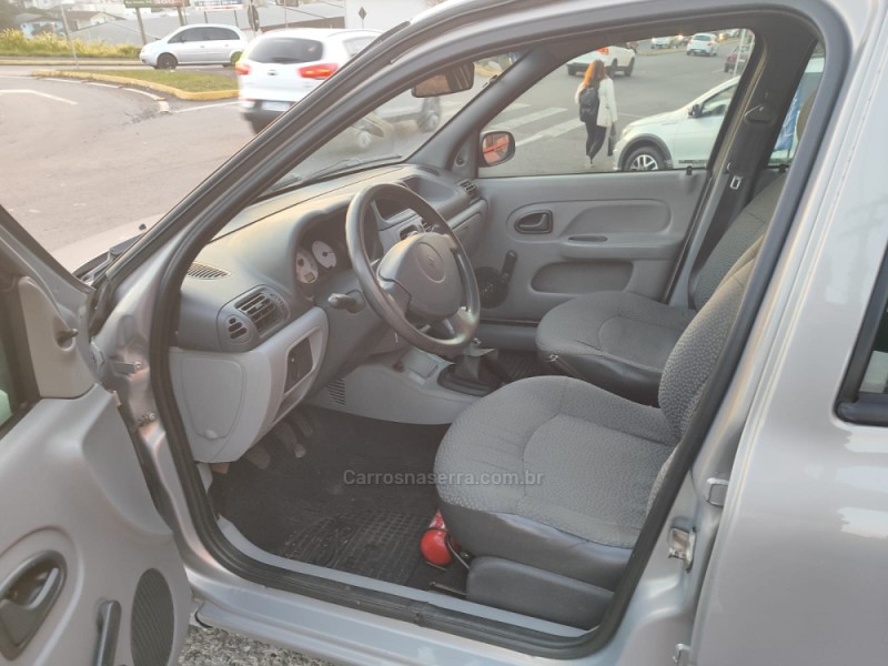 CLIO 1.0 CAMPUS 16V FLEX 4P MANUAL - 2009 - FARROUPILHA