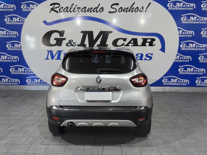 CAPTUR 1.6 16V INTENSE BOSE FLEX 4P AUTOMÁTICO - 2018 - SãO SEBASTIãO DO CAí