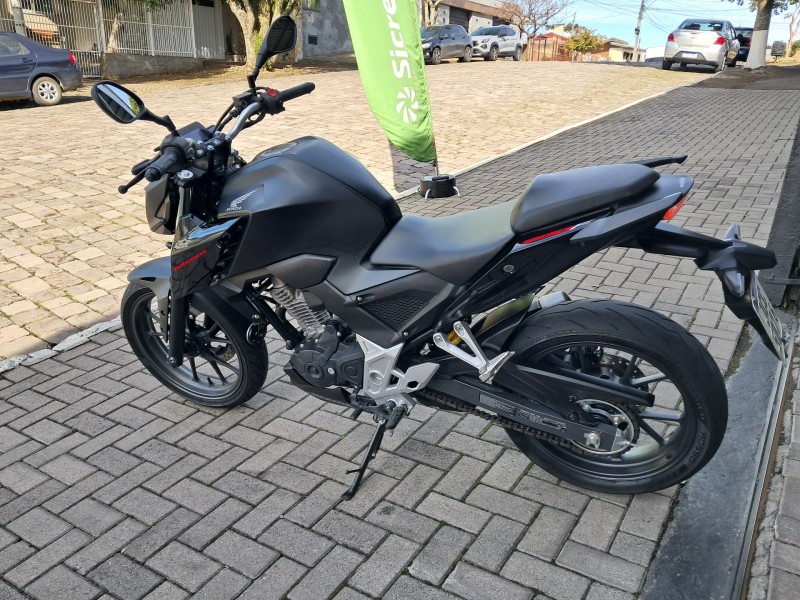 CB 300F TWISTER CBS - 2023 - CAXIAS DO SUL