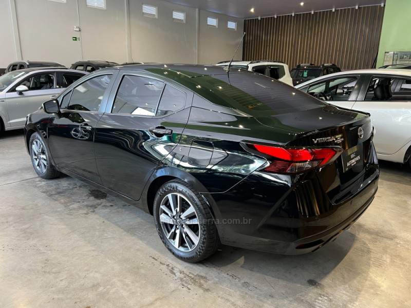 VERSA 1.6 ADVANCE 16V FLEX 4P AUTOMÁTICO - 2024 - CAXIAS DO SUL
