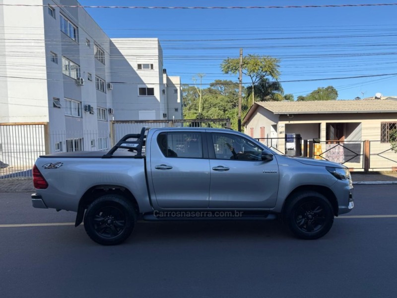 HILUX 2.8 SR 4X4 CD 16V DIESEL 4P AUTOMÁTICO - 2020 - IVOTI