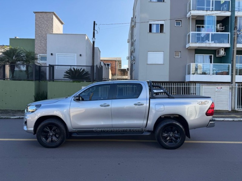 HILUX 2.8 SR 4X4 CD 16V DIESEL 4P AUTOMÁTICO - 2020 - IVOTI