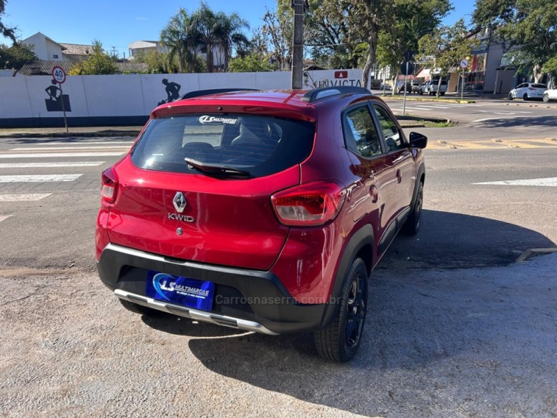 KWID 1.0 12V OUTSIDER FLEX 4P MANUAL - 2022 - VENâNCIO AIRES