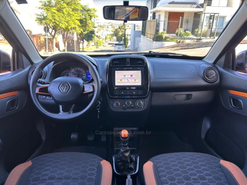 KWID 1.0 12V OUTSIDER FLEX 4P MANUAL - 2022 - VENâNCIO AIRES