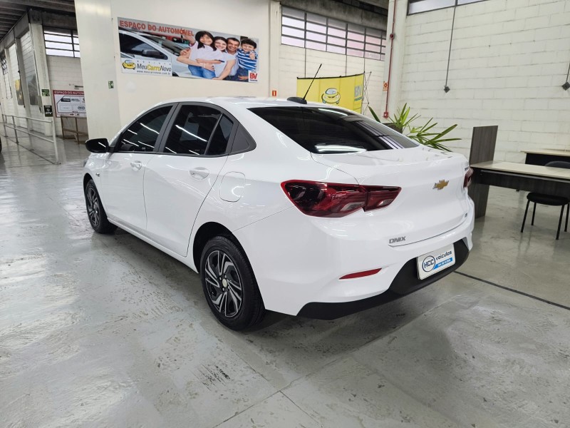 ONIX 1.0 LT 12V TURBO FLEX 4P MANUAL - 2024 - CAXIAS DO SUL