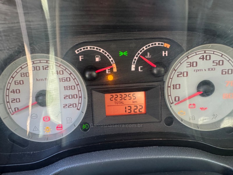 IDEA 1.8 MPI ELX 8V FLEX 4P MANUAL - 2010 - GRAMADO