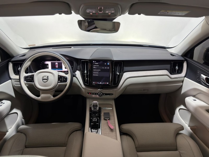 XC60 2.0 T8 ULTIMATE AWD HIBRIDO 4P AUTOMÁTICO - 2023 - CAXIAS DO SUL