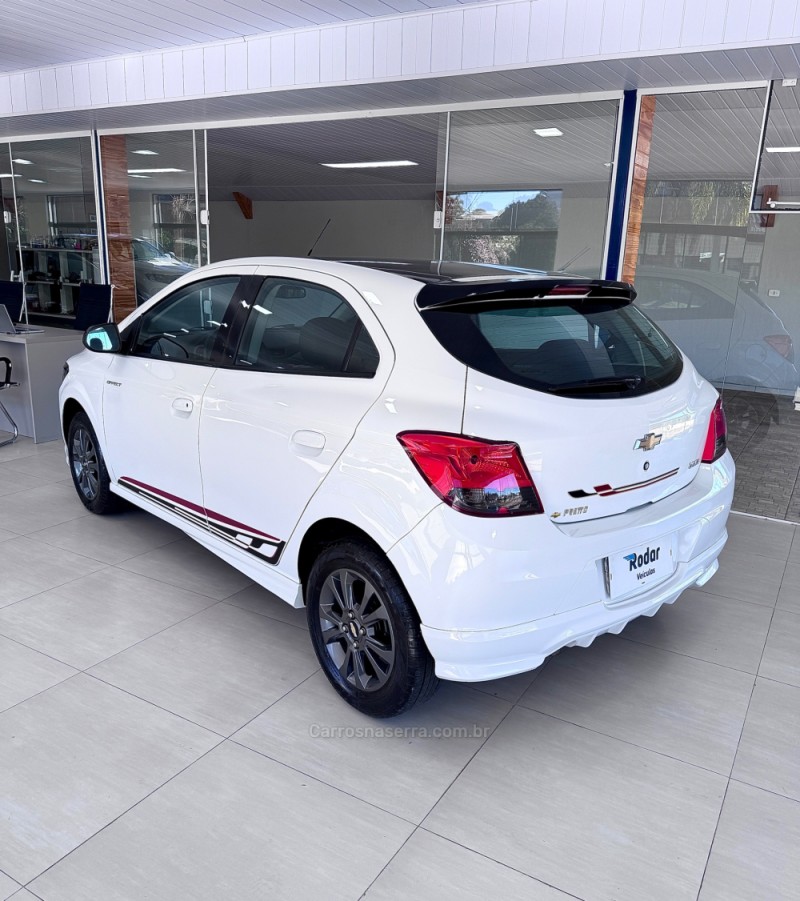ONIX 1.4 MPFI EFFECT 8V FLEX 4P MANUAL - 2016 - VILA FLORES