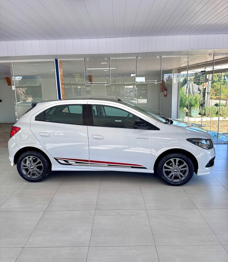 ONIX 1.4 MPFI EFFECT 8V FLEX 4P MANUAL - 2016 - VILA FLORES