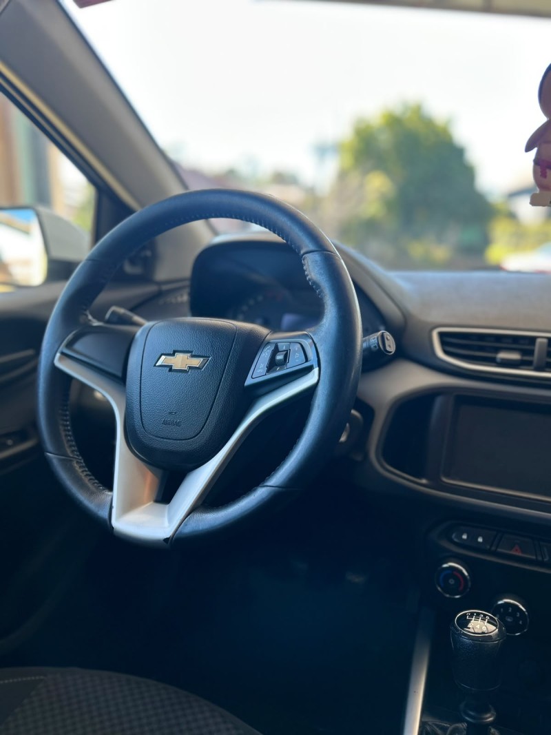 ONIX 1.0 LT 12V FLEX 4P MANUAL - 2018 - CANELA