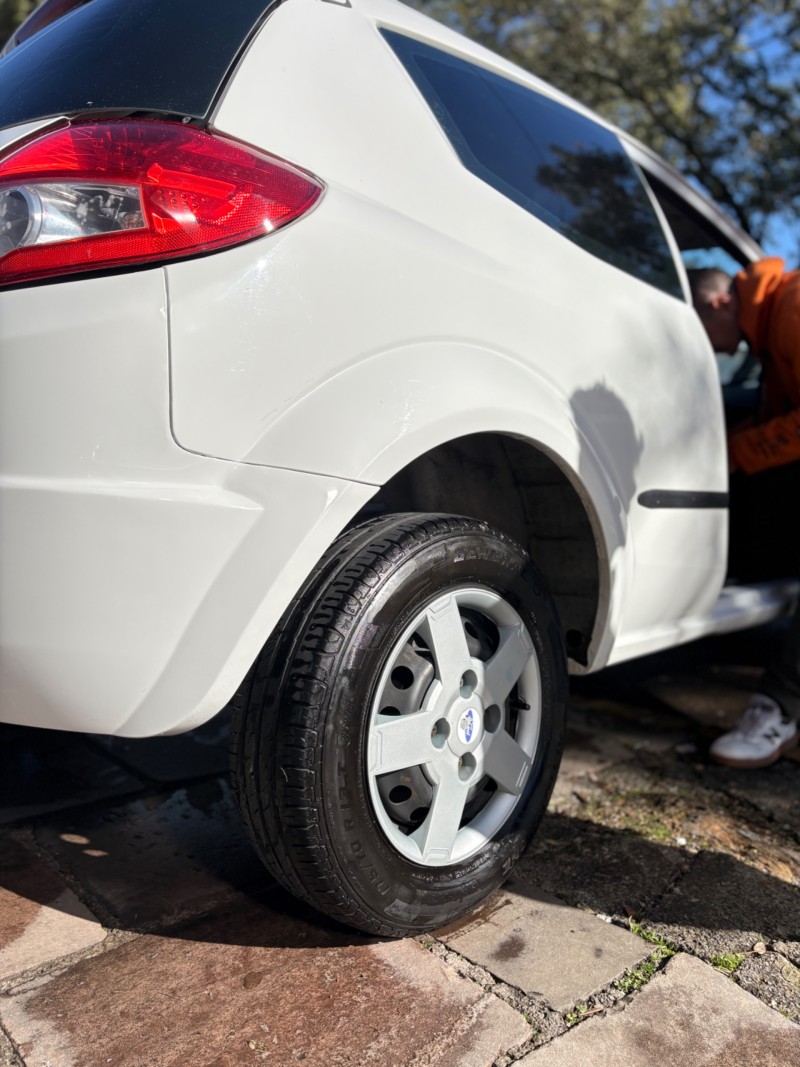 KA 1.0 MPI 8V FLEX 2P MANUAL - 2011 - FARROUPILHA