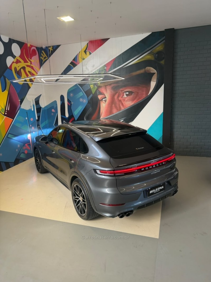 CAYENNE 3.0 V6 COUPÉ AWD HIBRIDO AUTOMÁTICO - 2024 - NOVO HAMBURGO