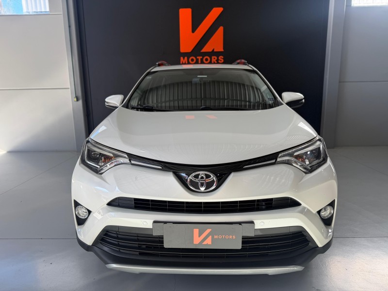 RAV4 2.0 TOP 4X2 16V GASOLINA 4P AUTOMÁTICO - 2018 - CARLOS BARBOSA