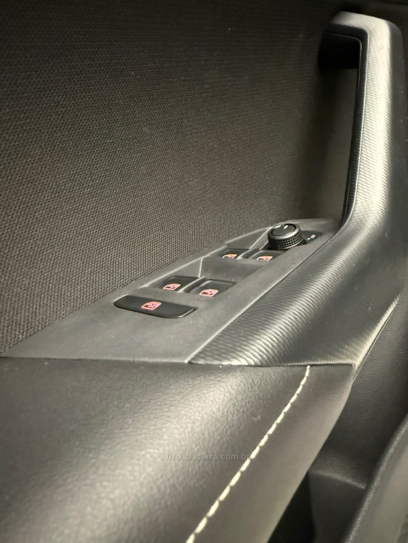 NIVUS 1.0 TSI HIGHLINE FLEX 4P AUTOMÁTICO - 2025 - LAJEADO