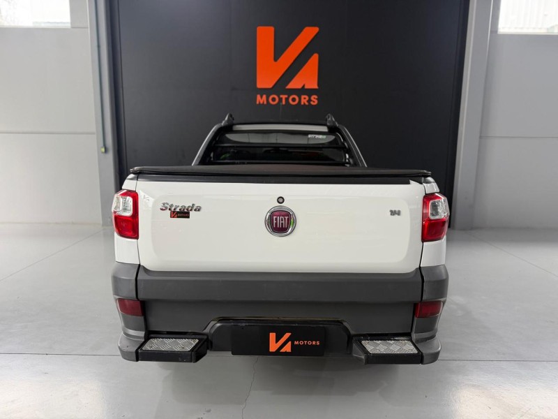STRADA 1.4 MPI WORKING CS 8V FLEX 2P MANUAL - 2014 - CARLOS BARBOSA