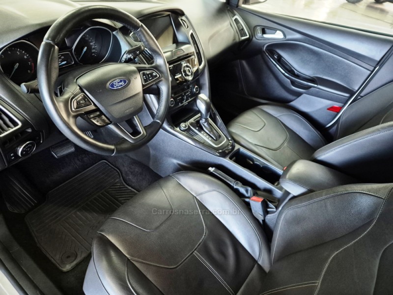 FOCUS 2.0 TITANIUM HATCH 16V FLEX 4P AUTOMÁTICO - 2018 - CAXIAS DO SUL