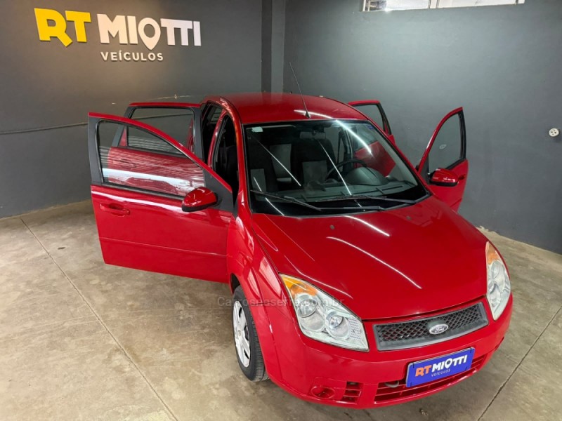 FIESTA 1.0 ROCAM HATCH 8V FLEX 4P MANUAL - 2008 - MUçUM