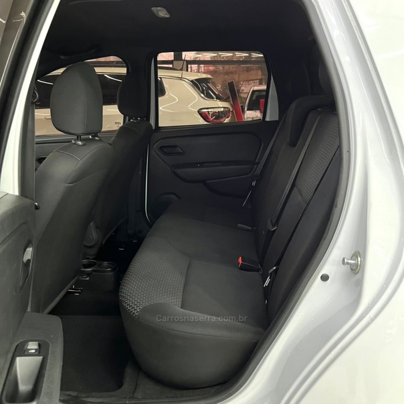 OROCH 1.6 16V SCE INTENSE FLEX 4P MANUAL - 2023 - CANOAS