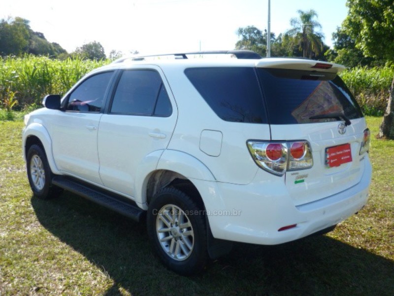 HILUX SW4 2.7 SR 4X2 16V FLEX 4P AUTOMÁTICO - 2015 - ARROIO DO MEIO
