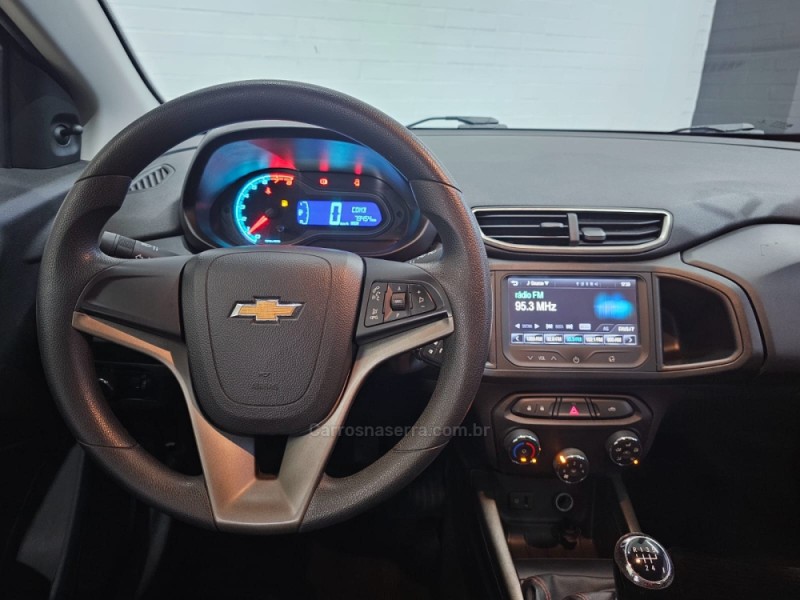 ONIX 1.4 MPFI LT 8V FLEX 4P MANUAL - 2016 - CAXIAS DO SUL