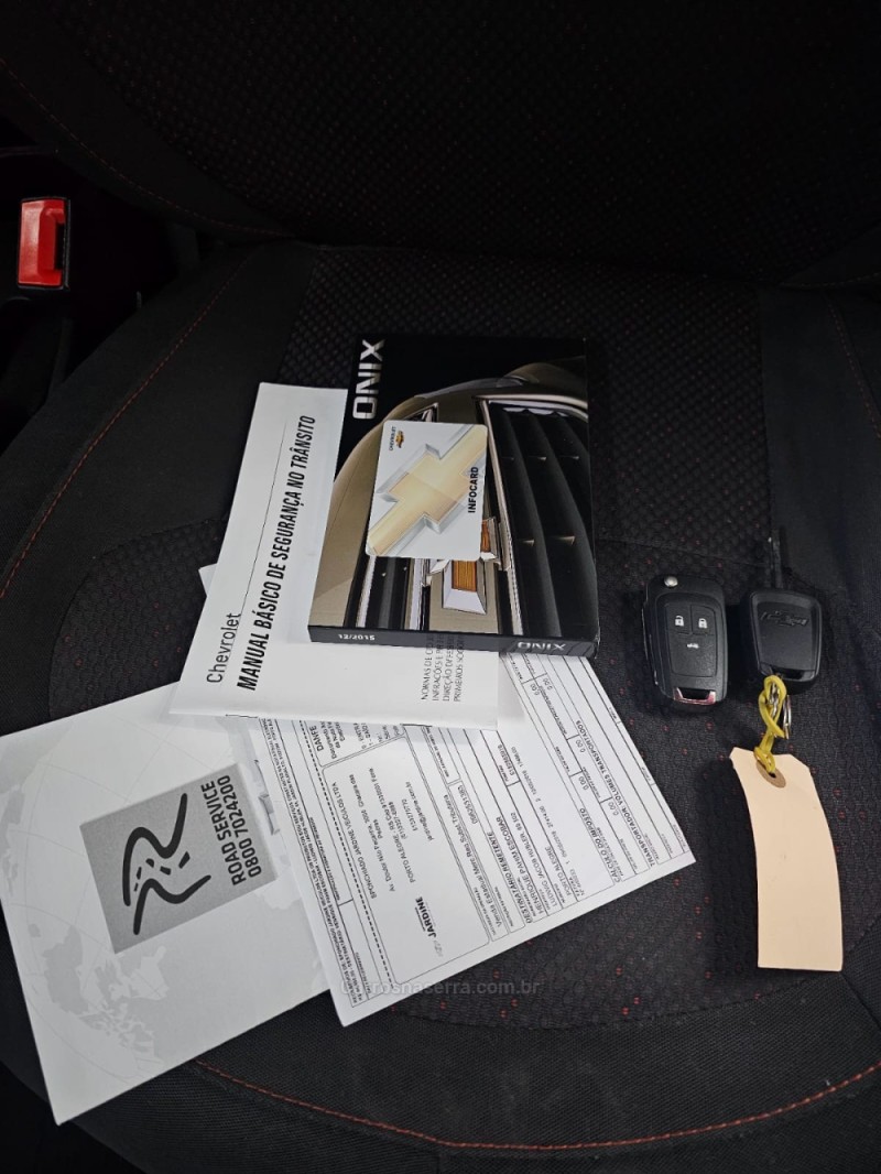 ONIX 1.4 MPFI LT 8V FLEX 4P MANUAL - 2016 - CAXIAS DO SUL