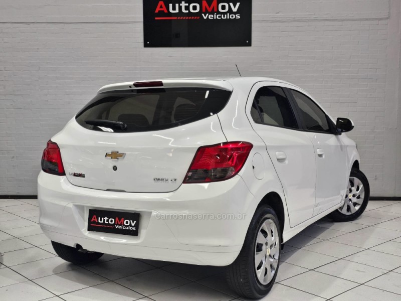 ONIX 1.4 MPFI LT 8V FLEX 4P MANUAL - 2016 - CAXIAS DO SUL