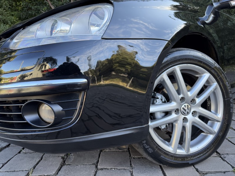 JETTA 2.5 I 20V 170CV GASOLINA 4P TIPTRONIC - 2010 - CAXIAS DO SUL