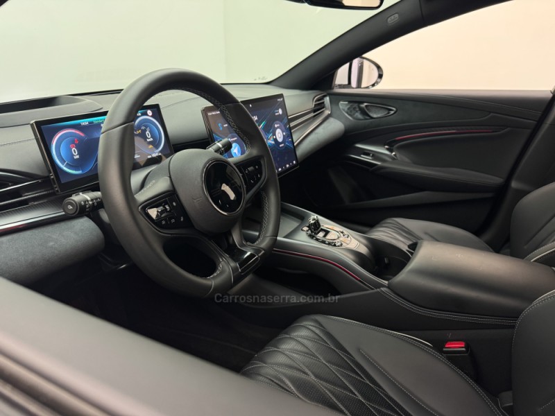SEAL AWD ELÉTRICO 4P AUTOMÁTICO - 2025 - CARLOS BARBOSA