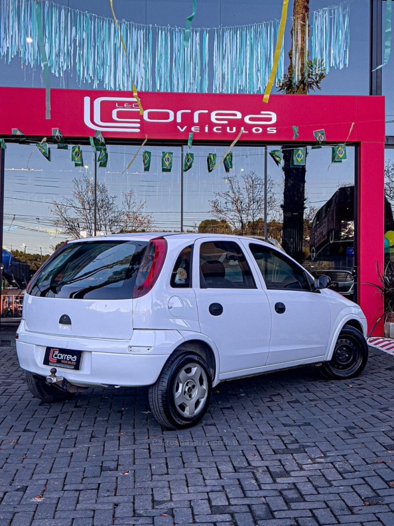 CORSA 1.8 MPFI MAXX 8V FLEX 4P MANUAL - 2003 - CANELA