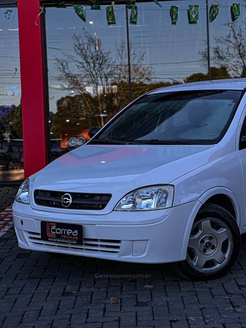 CORSA 1.8 MPFI MAXX 8V FLEX 4P MANUAL - 2003 - CANELA