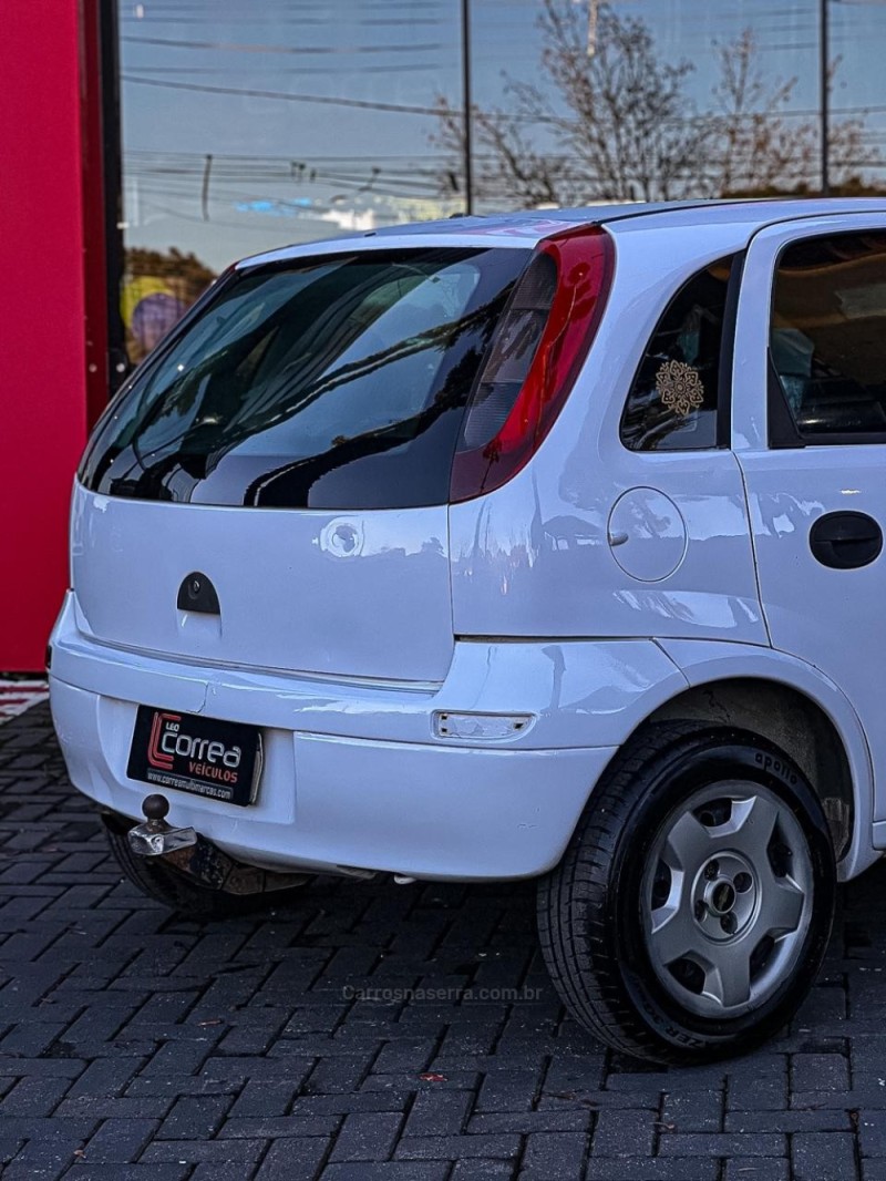 CORSA 1.8 MPFI MAXX 8V FLEX 4P MANUAL - 2003 - CANELA