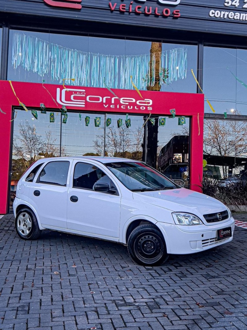 corsa 1.8 mpfi maxx 8v flex 4p manual 2003 canela