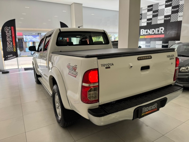 HILUX 3.0 8V SRV 4X4 CD TURBO DIESEL 4P MANUAL - 2014 - SALVADOR DO SUL