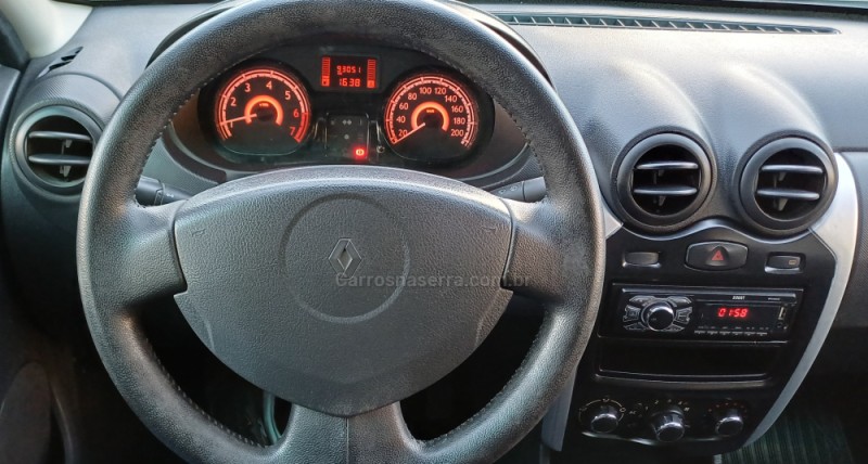 SANDERO 1.0 AUTHENTIQUE 16V FLEX 4P MANUAL - 2014 - FARROUPILHA