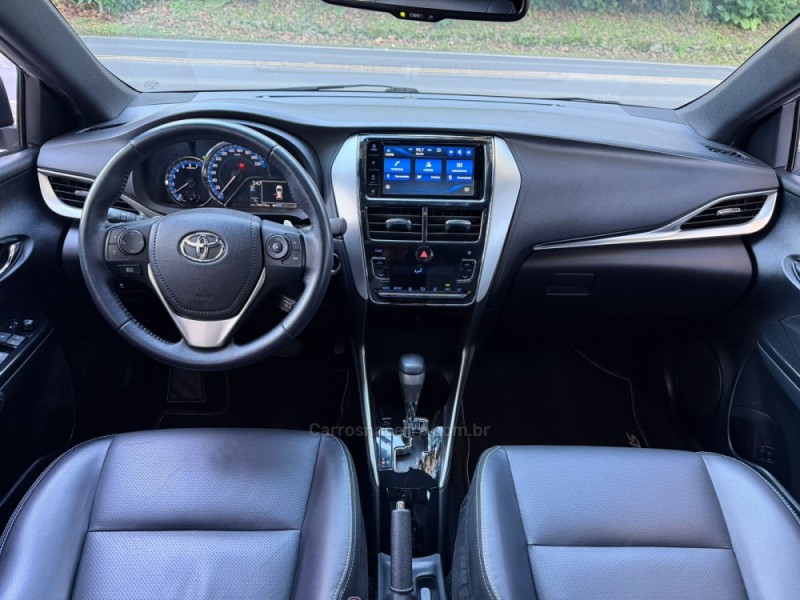 YARIS 1.5 XLS FLEX 4P AUTOMÁTICO - 2019 - DOIS IRMãOS