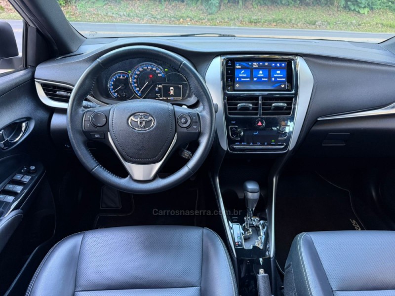 YARIS 1.5 XLS FLEX 4P AUTOMÁTICO - 2019 - DOIS IRMãOS